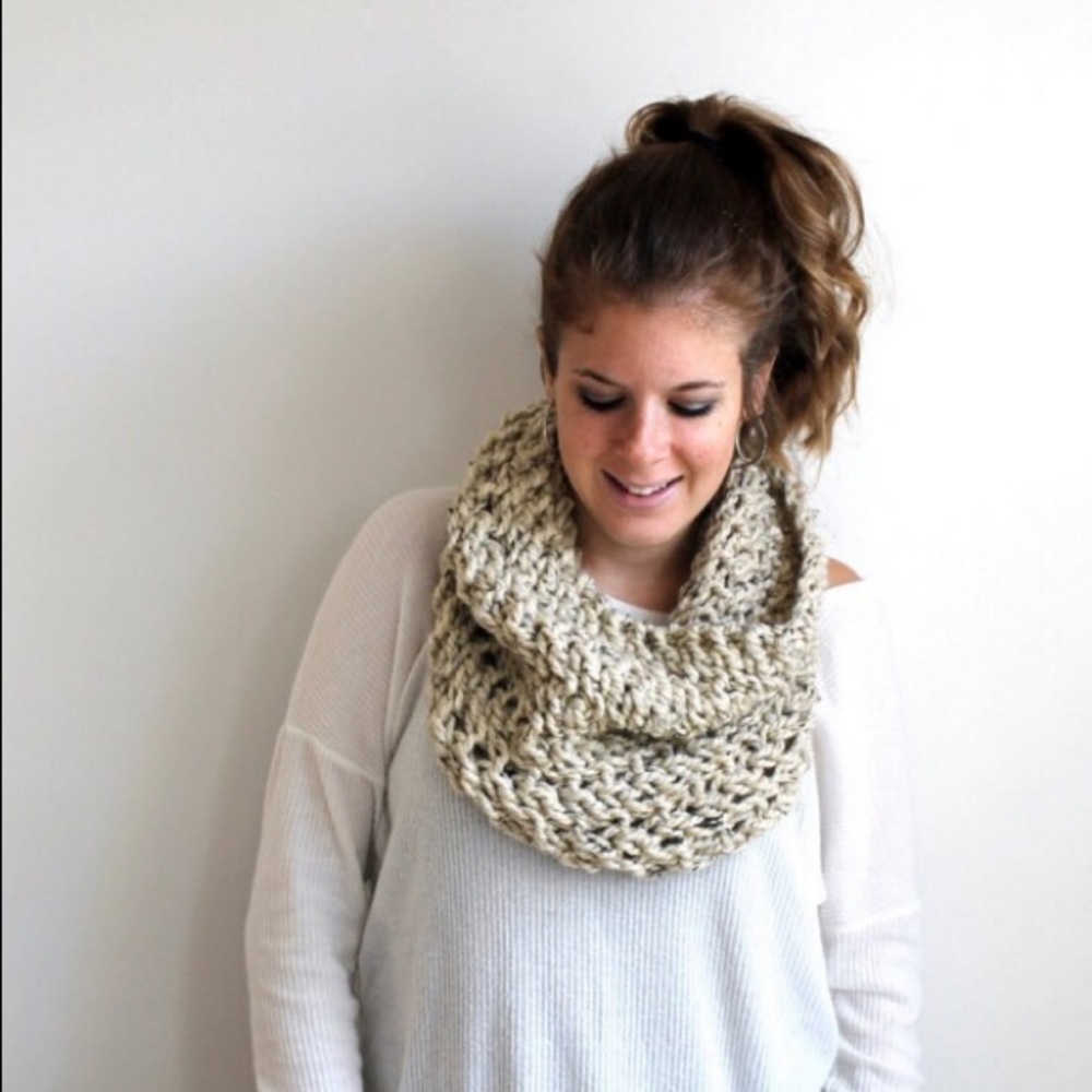Chunky loop knit cowl scarf